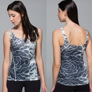 Lululemon Abstract Amala Tank